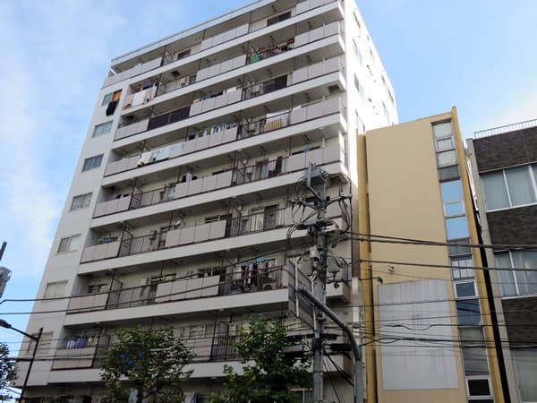 サンパークマンション鶯谷 2