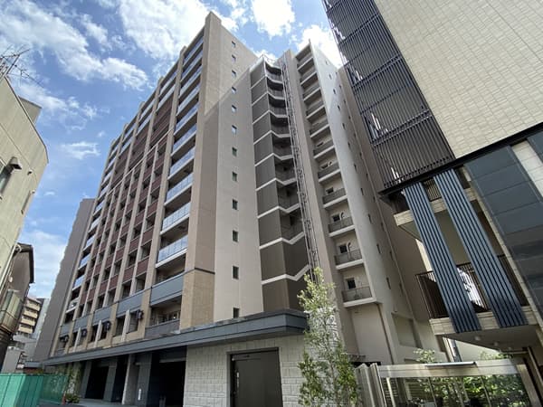 クレヴィア新宿若松町 1