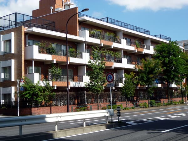 ドミシール田園 1