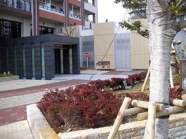 ザ・コスギタワー 4