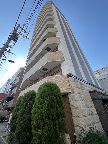 プレサンス新宿御苑前アルティメット 1