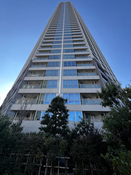 Tomihisa Crossコンフォートタワー 2